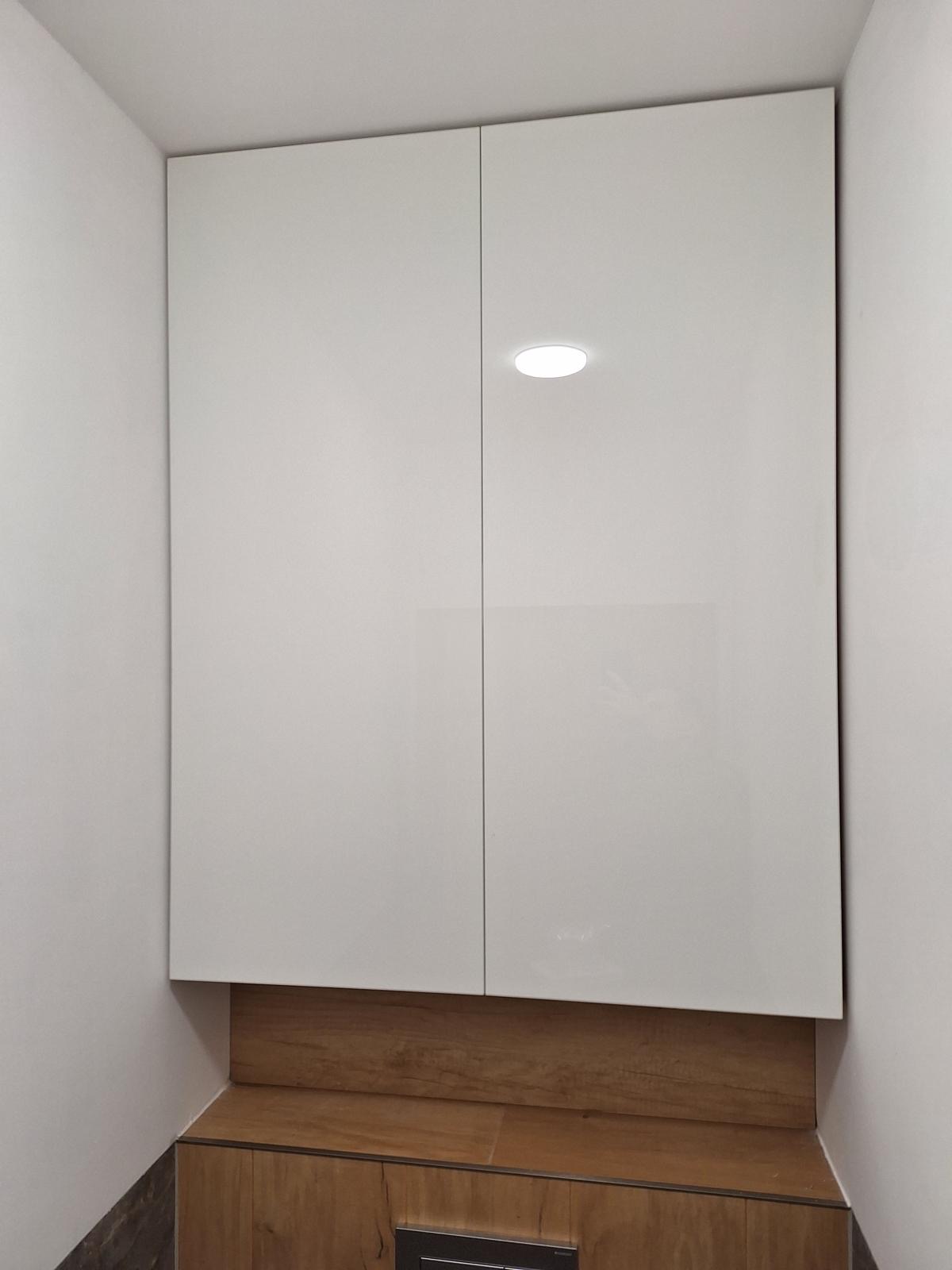 FALAT Kúpeľňové skrinky